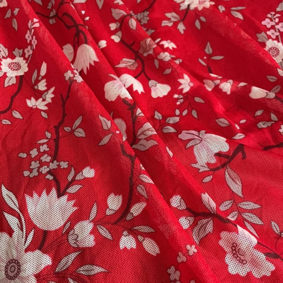 Red floral midi skirt - Picture 2 of 3